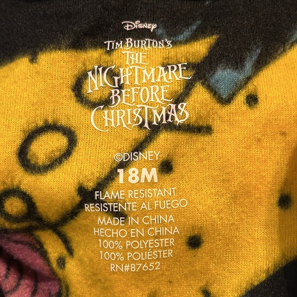 NWT Nightmare Before Christmas SALLY BLANKET SLEEPER WITH CAP Baby Girls 18M - Picture 8 of 8